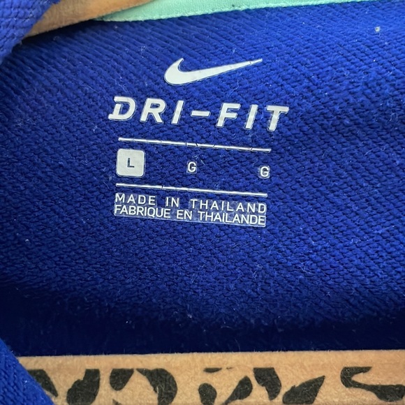 Nike sweatshirt - Picture 5 of 5